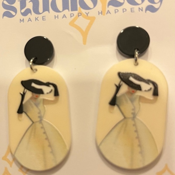 Studio Joy Lady Silhouette pierced earrings - Picture 2 of 6